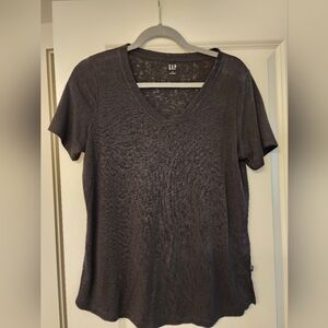 Gap shirt